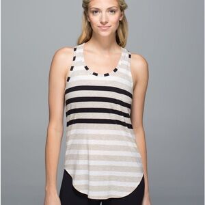 Lululemon Yogi Racerbank